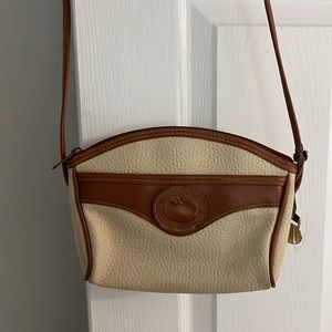 Vintage Dooney & Bourke leather crossbody